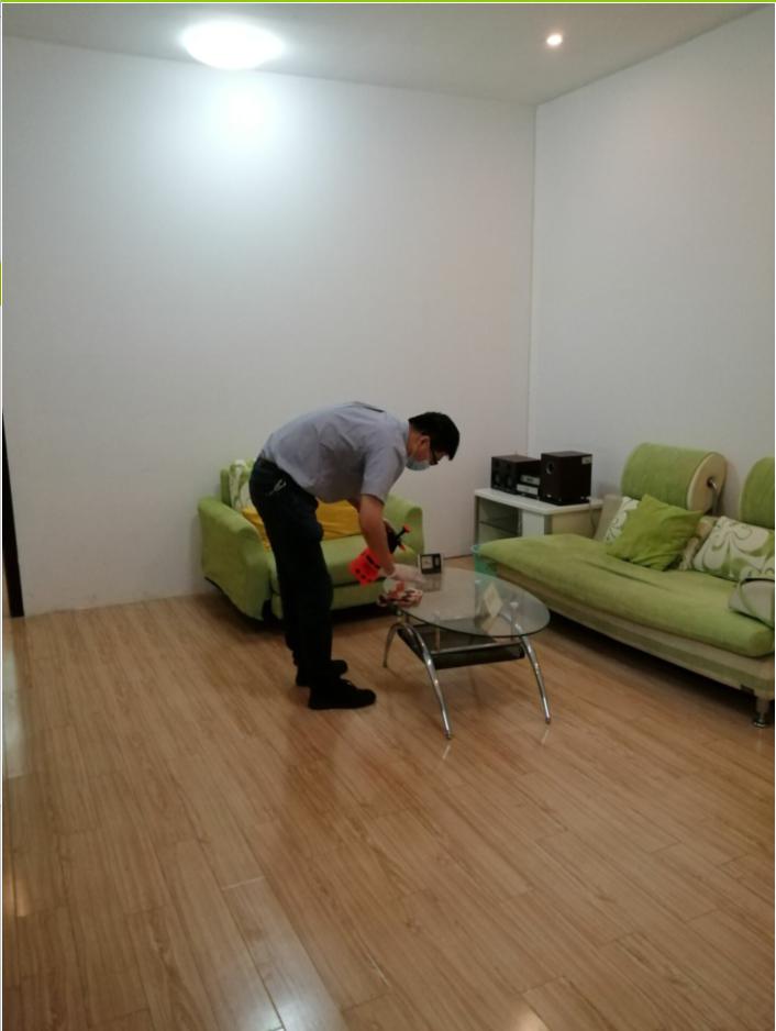 咨询室消毒.jpg 咨询室消毒.jpg