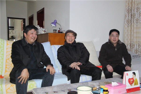 慰问老教师刘秉中