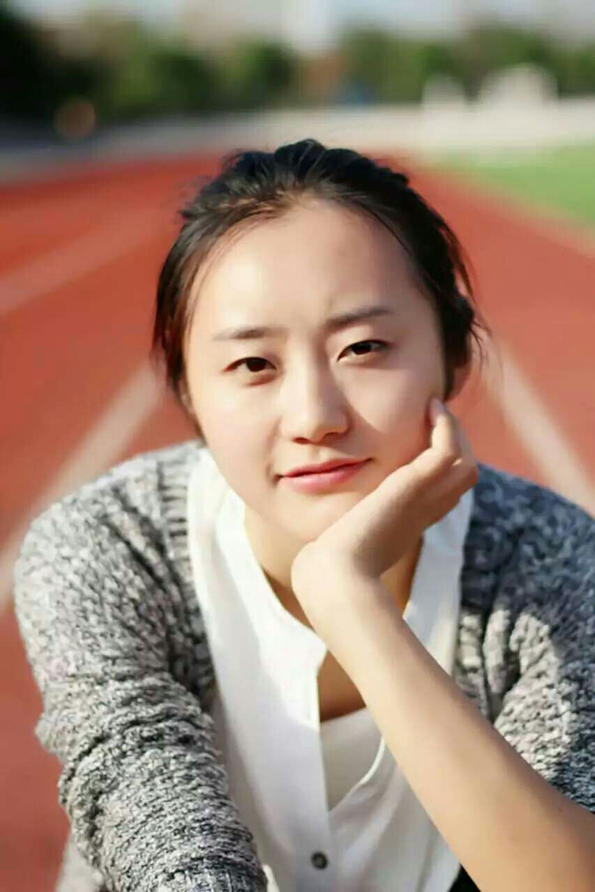 优秀毕业生张婉烂
