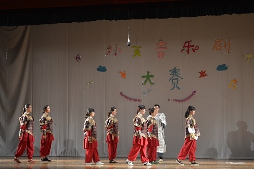 外语院表演《Hua MuLan》