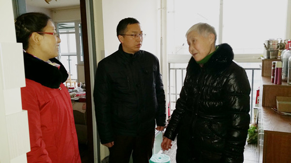 看望姜春蓉老师